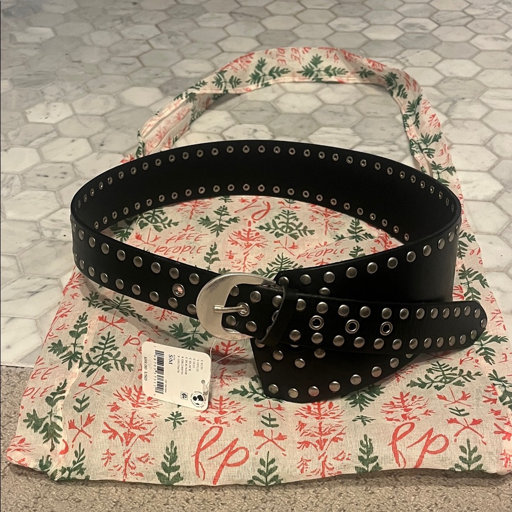Free People belt - NWT and shopping bag